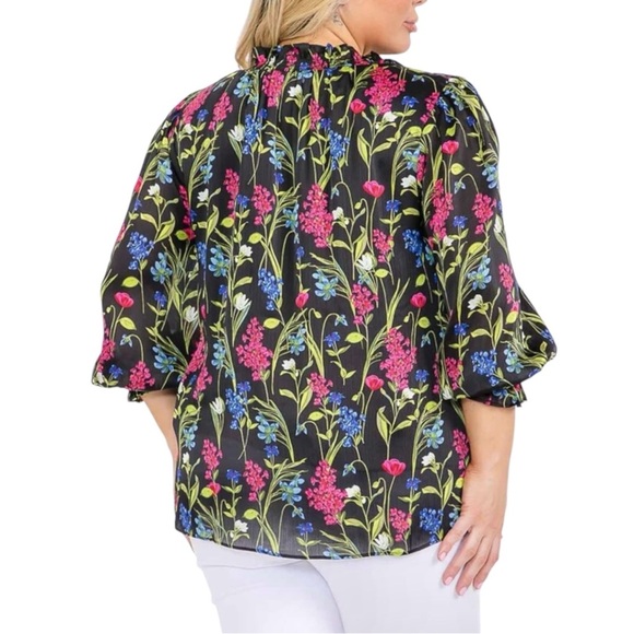 Plus Size, Sugarlips Pink and Green Ruffled Puff Sleeve Blouse, Size 2X - Picture 3 of 9